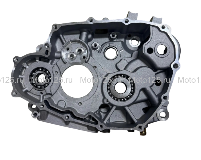 Картер двигателя правый ZS175FMN CB300RL