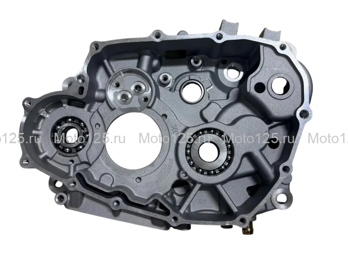Картер двигателя правый ZS175FMN CB300RL