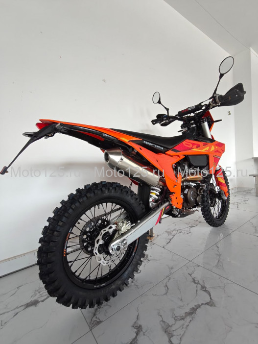Мотоцикл Regulmoto SIX DAYS с ПТС